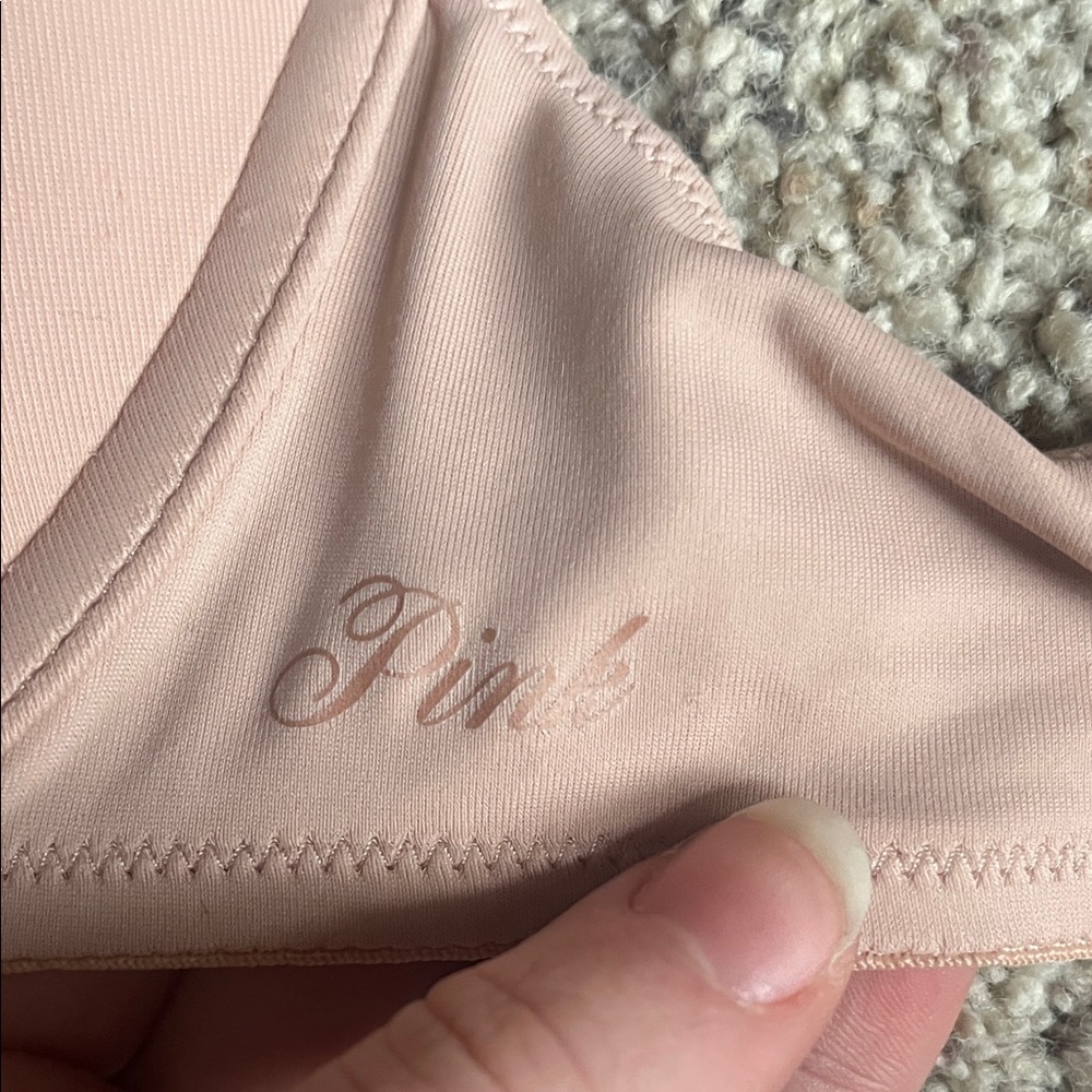 Pink bra - Picture 3 of 9